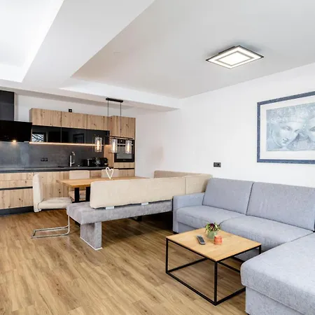 Stiegler Apartment *